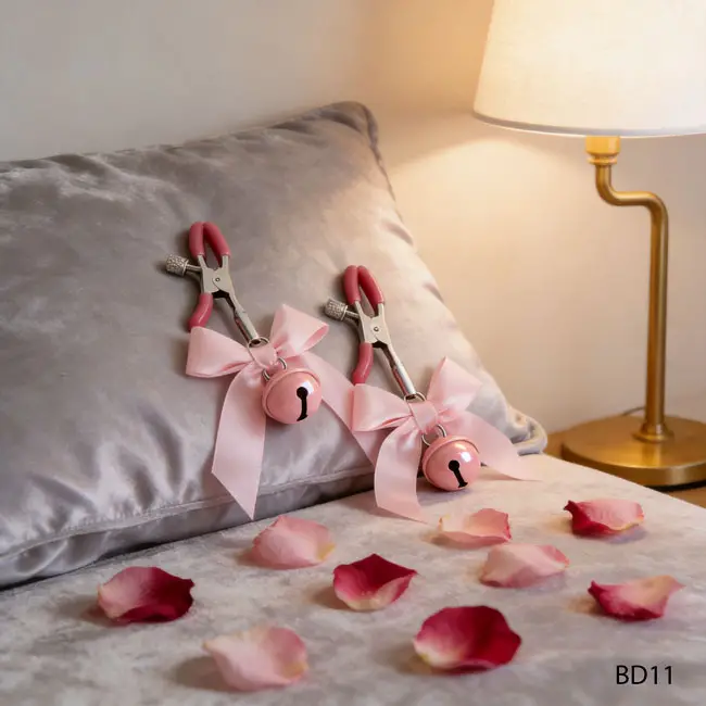 Kẹp núm vú Bell bí quyết cho chuyện ấy luôn nồng cháy