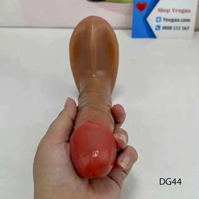 giống như dương vật thật