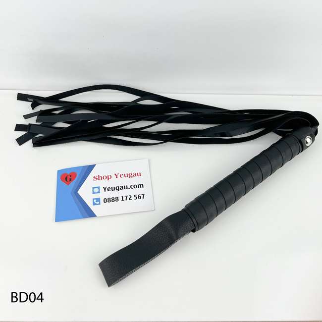 Dụng cụ SM làm từ chất liệu da, an toàn 100%