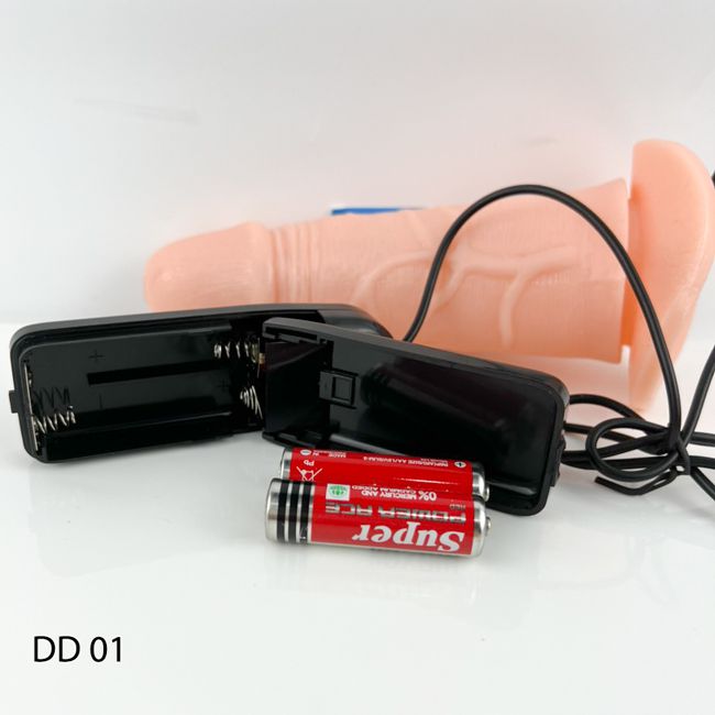 cu giả rỗng ruột