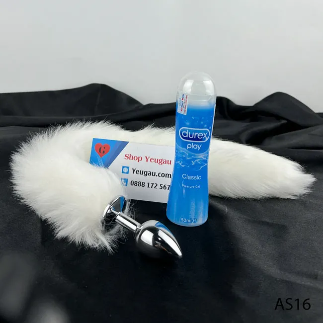Đuôi cáo gắn hậu môn kết hợp cùng gel bôi trơn cho cuộc yêu thăng hoa