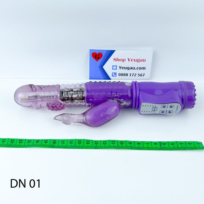 cu giả rung ngoáy này có chiều dài 23cm, có thể cho vào sâu khoảng 13cm. Nó phù hợp với âm đạo người Việt Nam.